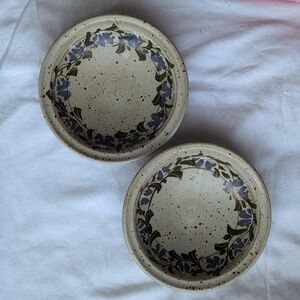 Earthworks West Blue Floral Speckled Cream Handmade Ceramic Bowls - 2